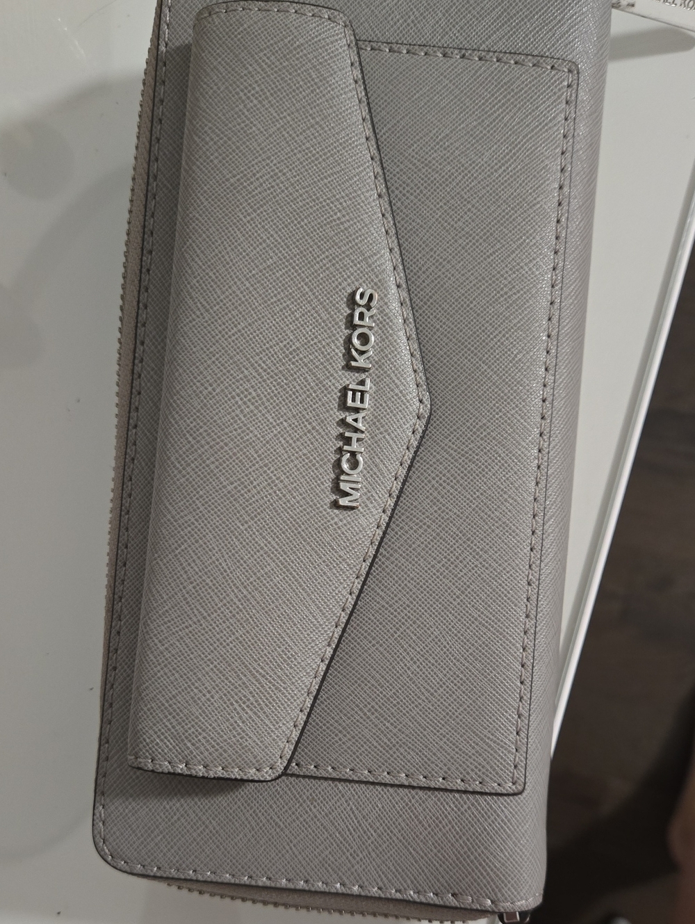 Michael Kors Light Gray Saffiano Leather Zip Wallet